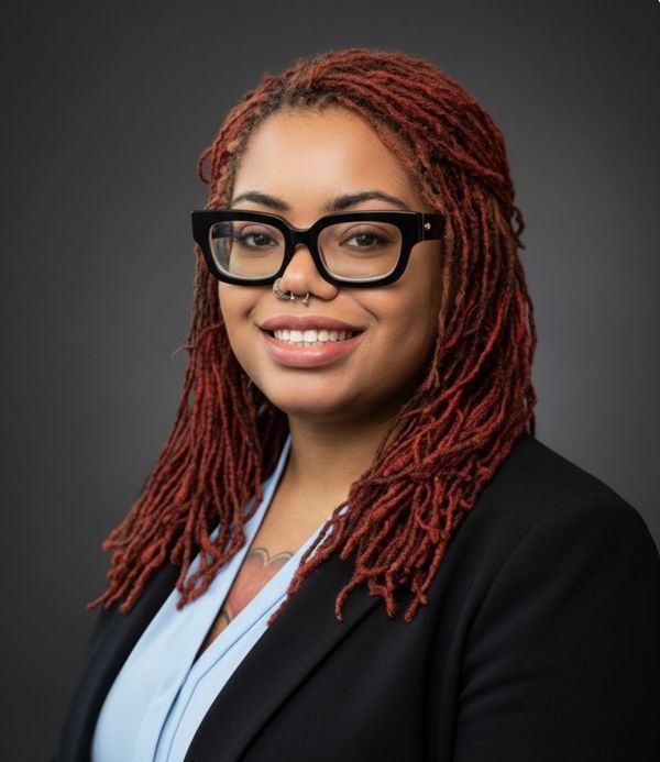 Yolanda Skelton, Therapist