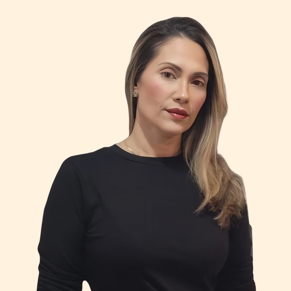 Carmen Colon, Therapist