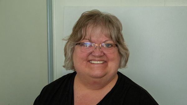 Julie Gerber, Therapist
