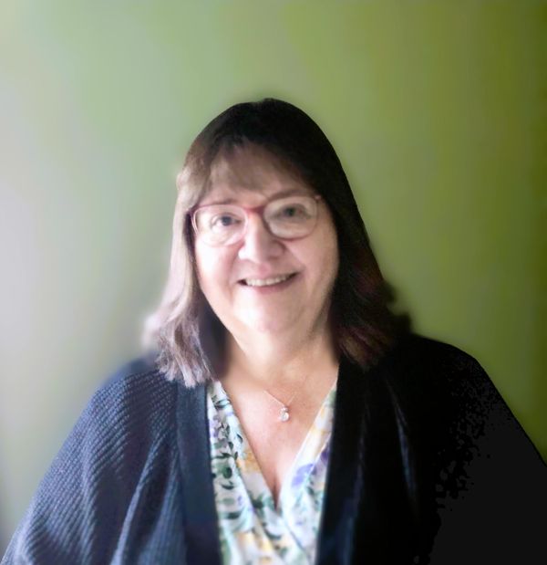 Mary Roth, Therapist