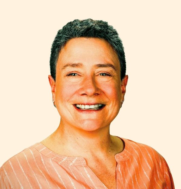 Carolyn Phillips, Therapist
