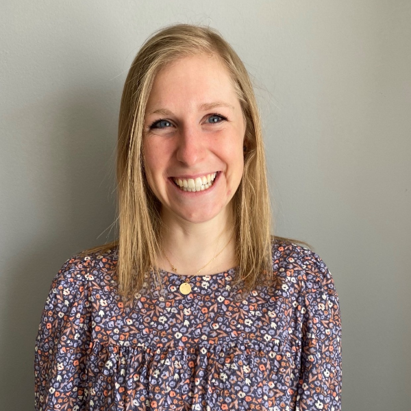 Rachael Romnek, Therapist