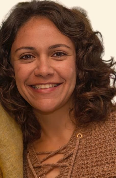 Sarah Anton, Therapist