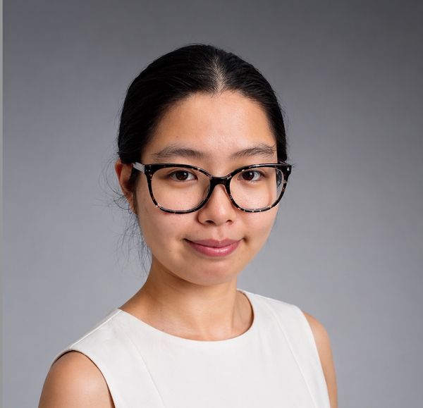 Zhiyi Wang, Therapist