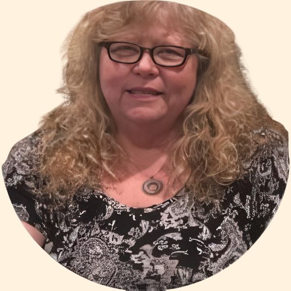 Susan Holthaus, Therapist