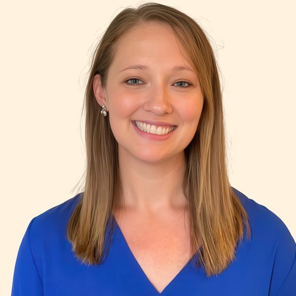 Stephanie Hoffner, Therapist