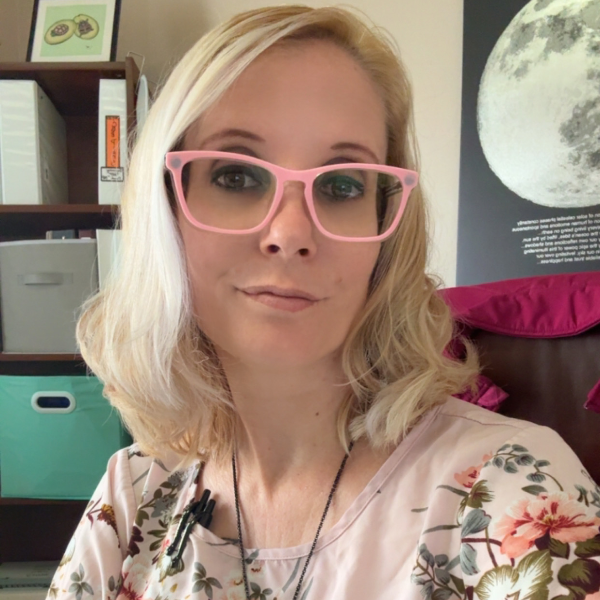 Julia Blaha, Therapist