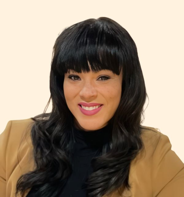 Sasha Harper, Therapist