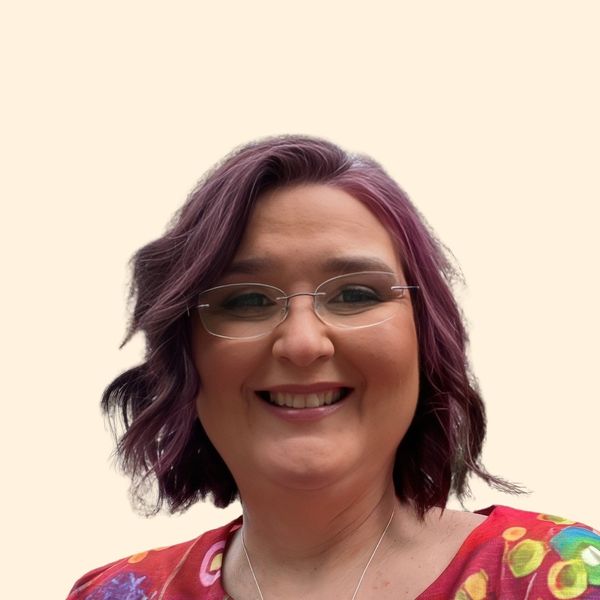 Laurelanne Hackinson, Therapist