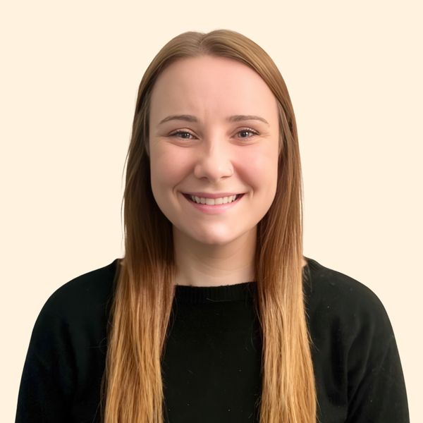 Melanie Nicholls, Therapist