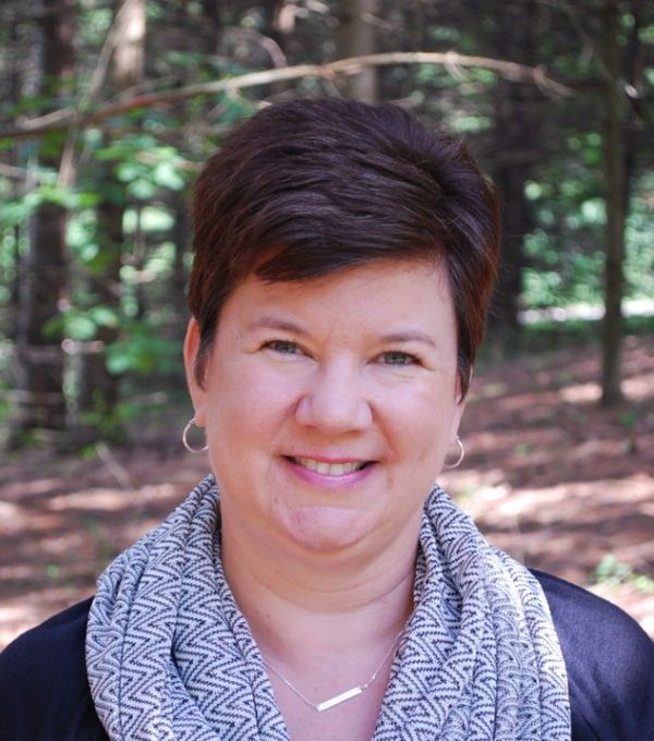 Dawn Henkhaus, Therapist