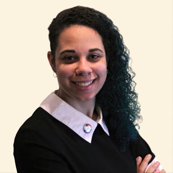 Justine Adams, Therapist