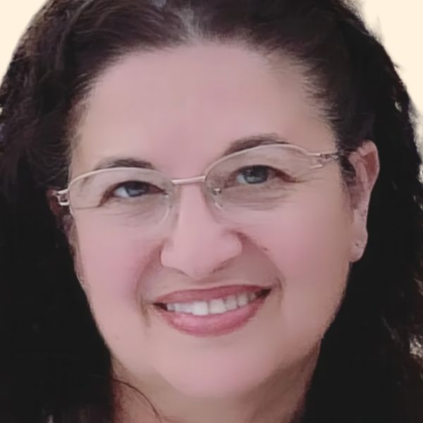 Labiba Radwan, Therapist