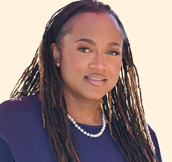 Rosalind Turner, Therapist