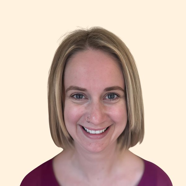 Caitlin Vogler, Therapist