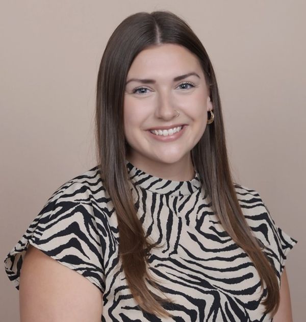 Erin Wachter, Therapist