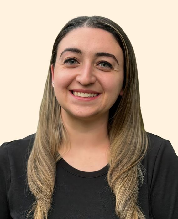 Alissa Allen, Therapist