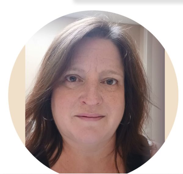 Jennifer Foro, Therapist