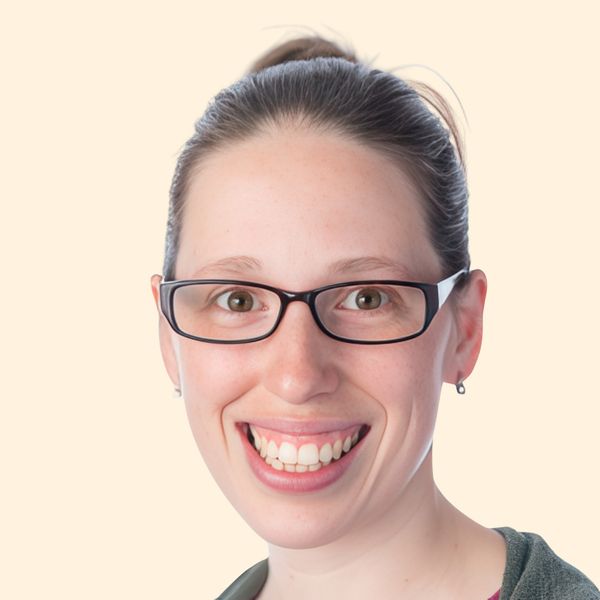 Jessica Lockhart, Therapist