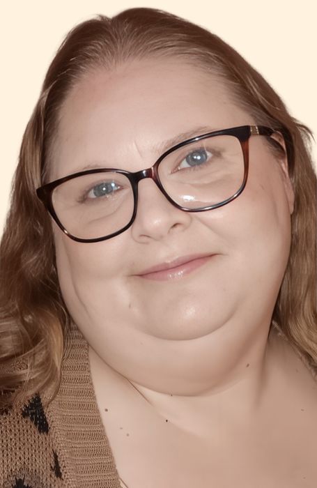 Krystal Lawson, Therapist