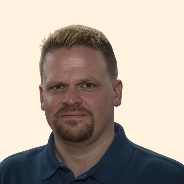 Jonah M Anderson, Therapist