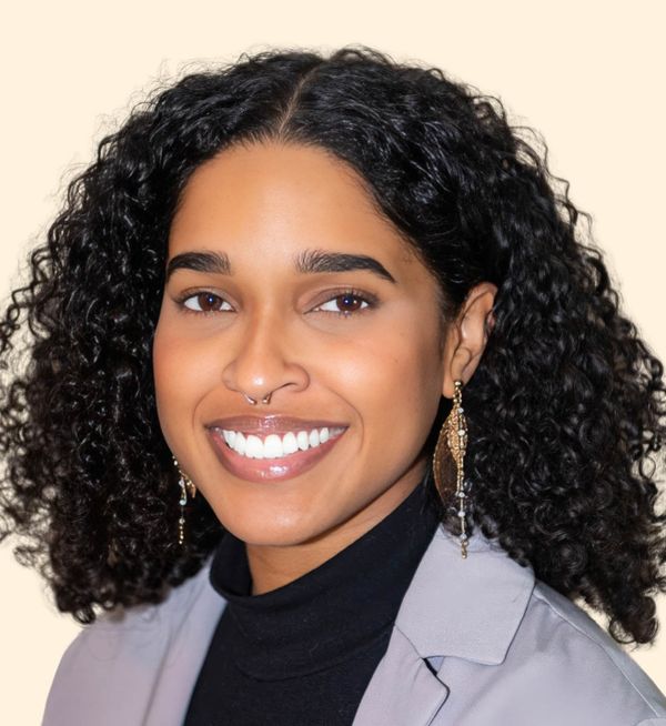 Jocelyn Malave, Therapist