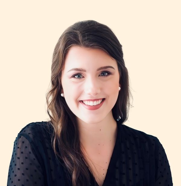 Caroline Miller, Therapist