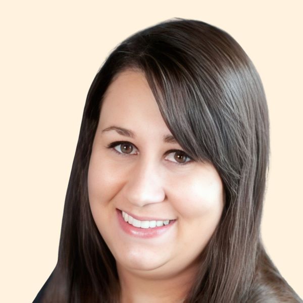 Michelle Davis, Therapist