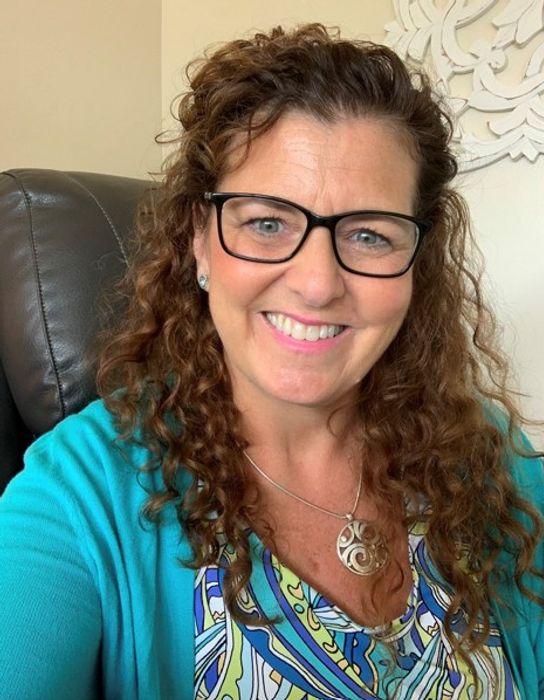 Dolores Onorato, Therapist