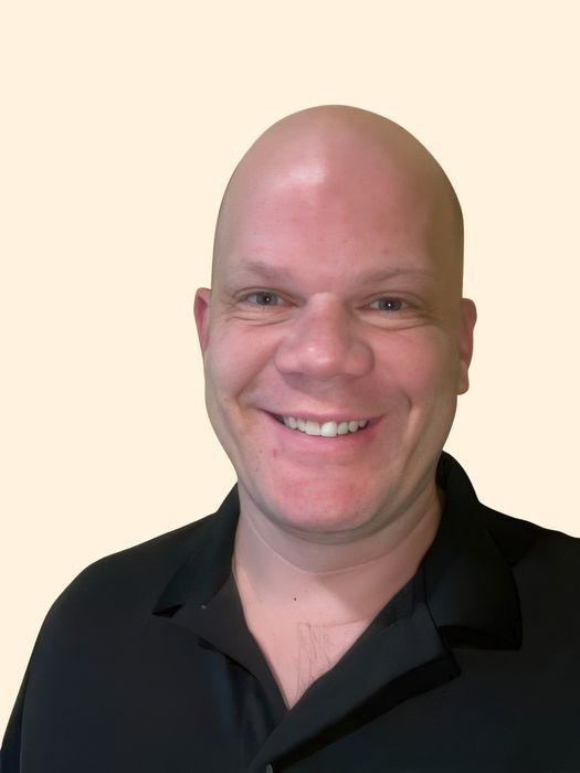 Ian Erick Thor Erickson, Therapist