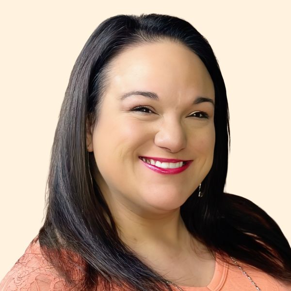Heather Phelps, Therapist