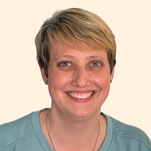 Mindy Stewart, Therapist