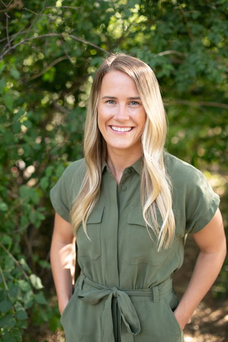 Jamie Tolle, Therapist
