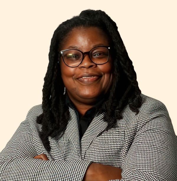 Avis China, Therapist