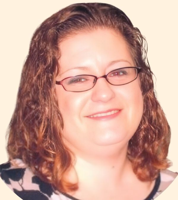 Kendra Bobulski, Therapist