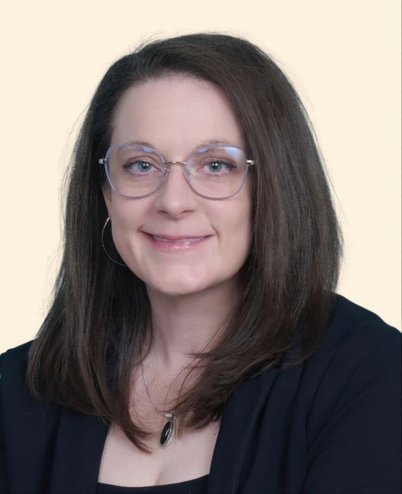 Tina Watson, Therapist
