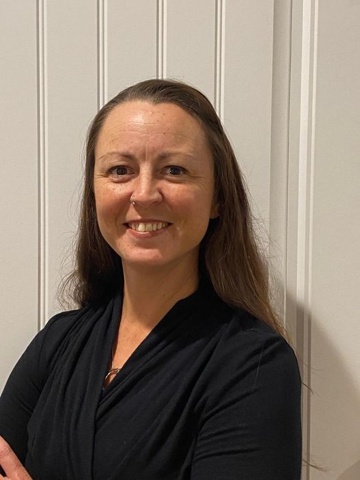 Melissa Carmean, Therapist
