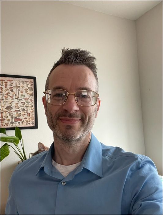 Adrian Wulff, Therapist