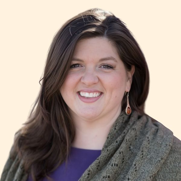 Stephanie Warren, Therapist