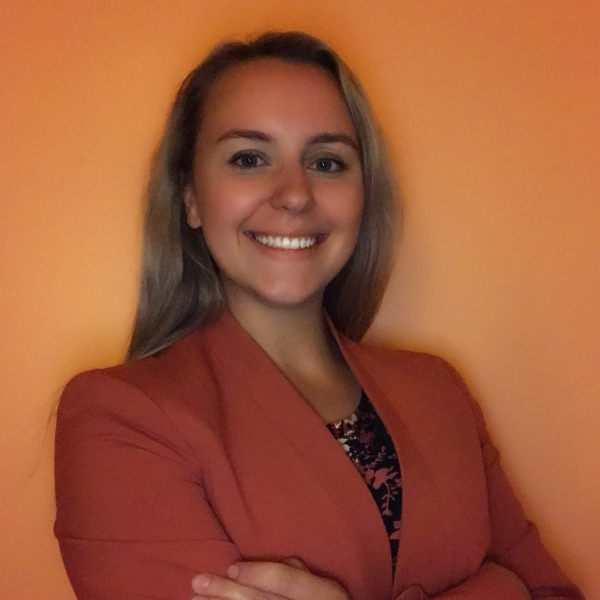 Erin Reilly, Therapist